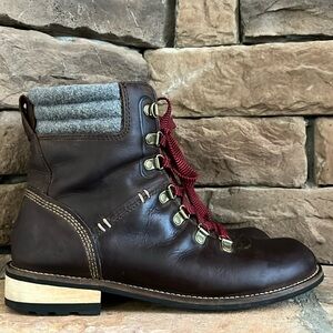 Kodiak Dark Brown Lace-Up Boots with Red Laces